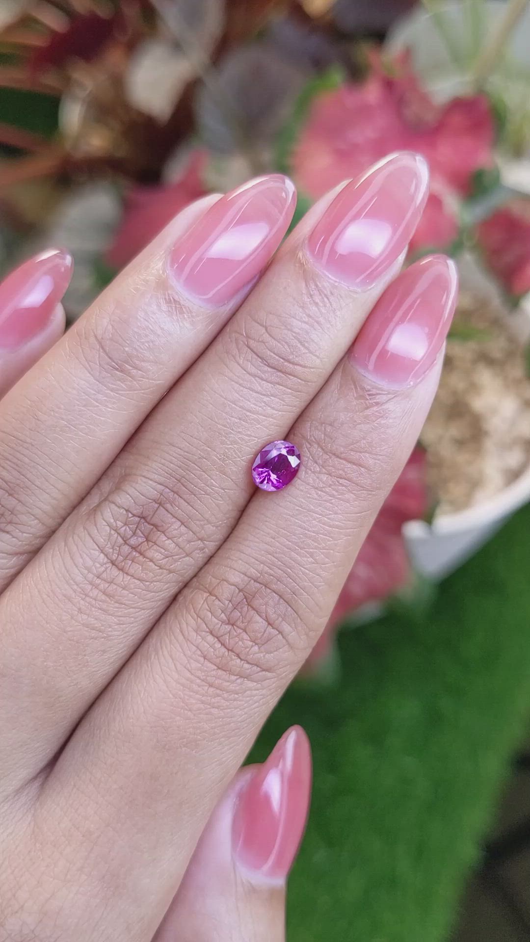 1.02 Ct. Purplish Pink Sapphire from Ceylon (Sri Lanka) Size Video