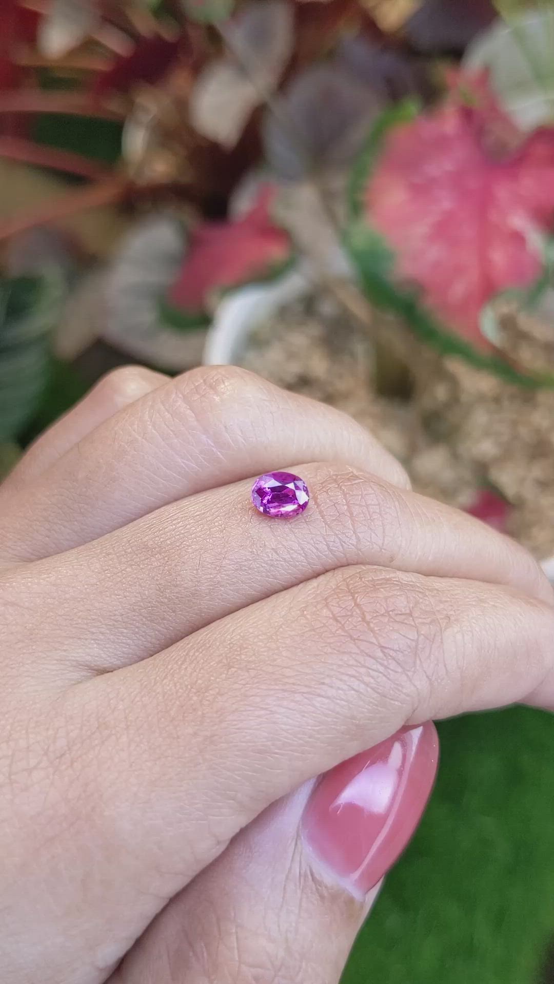1.02 Ct. Purplish Pink Sapphire from Ceylon (Sri Lanka) Size Video