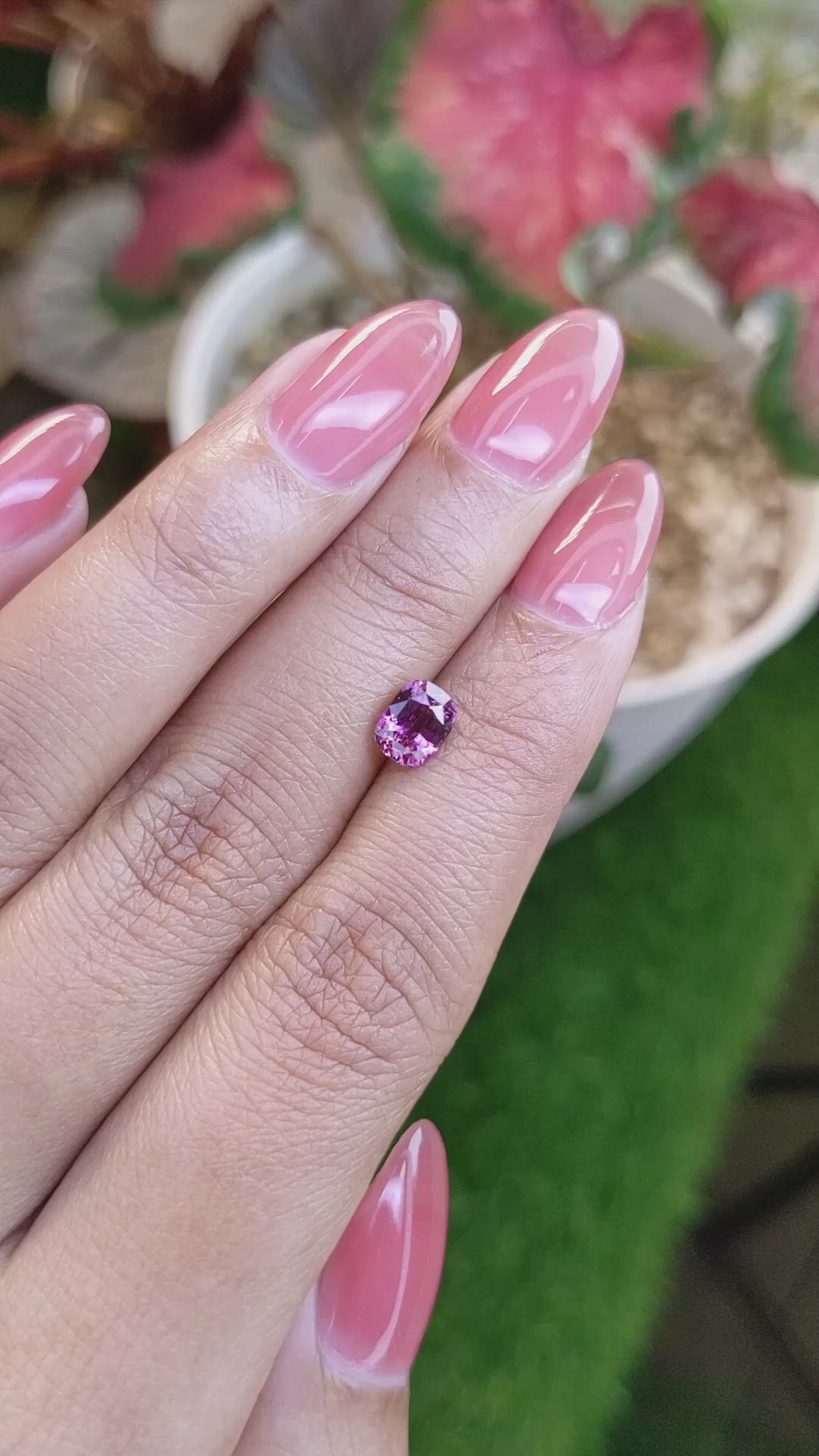 1.25 Ct. Purplish Pink Sapphire from Ceylon (Sri Lanka) Size Video