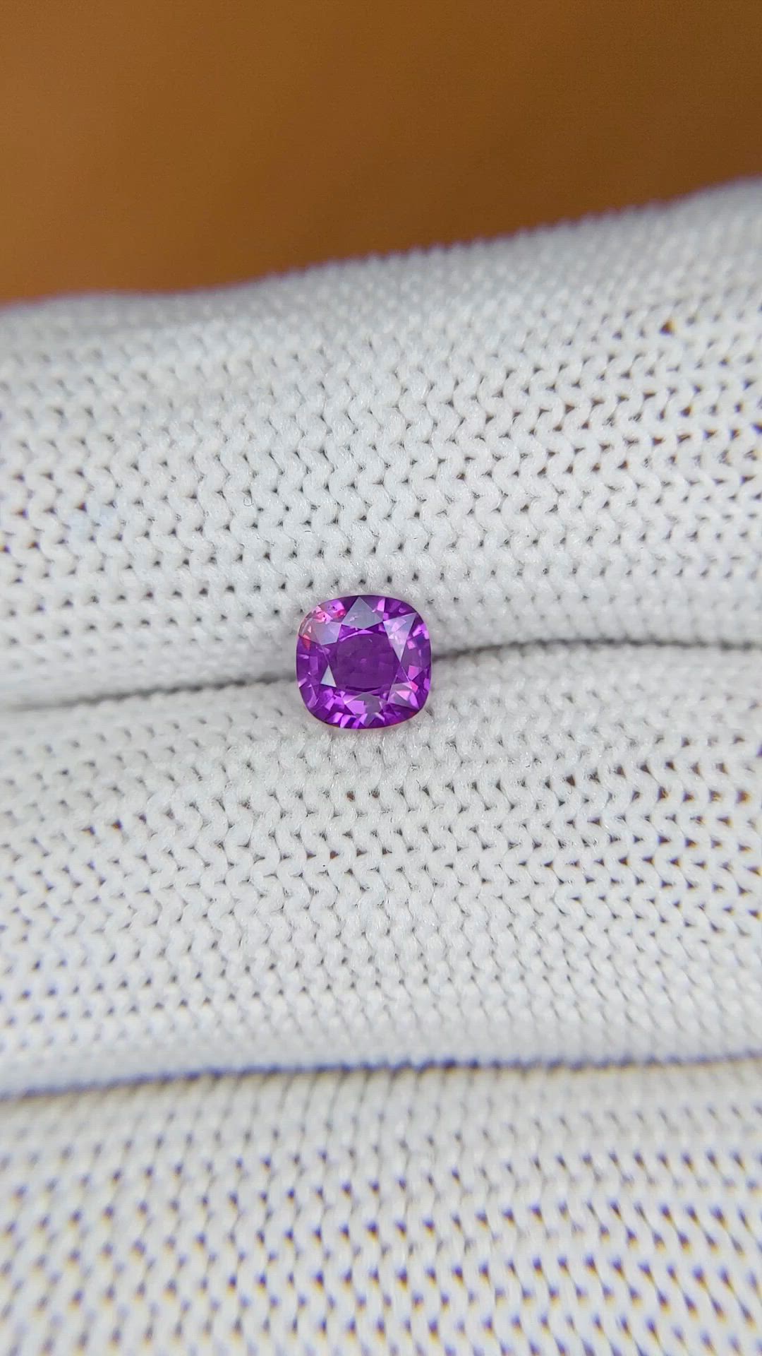 0.77 Ct. Pinkish Purple Sapphire from Ceylon (Sri Lanka) Size Video