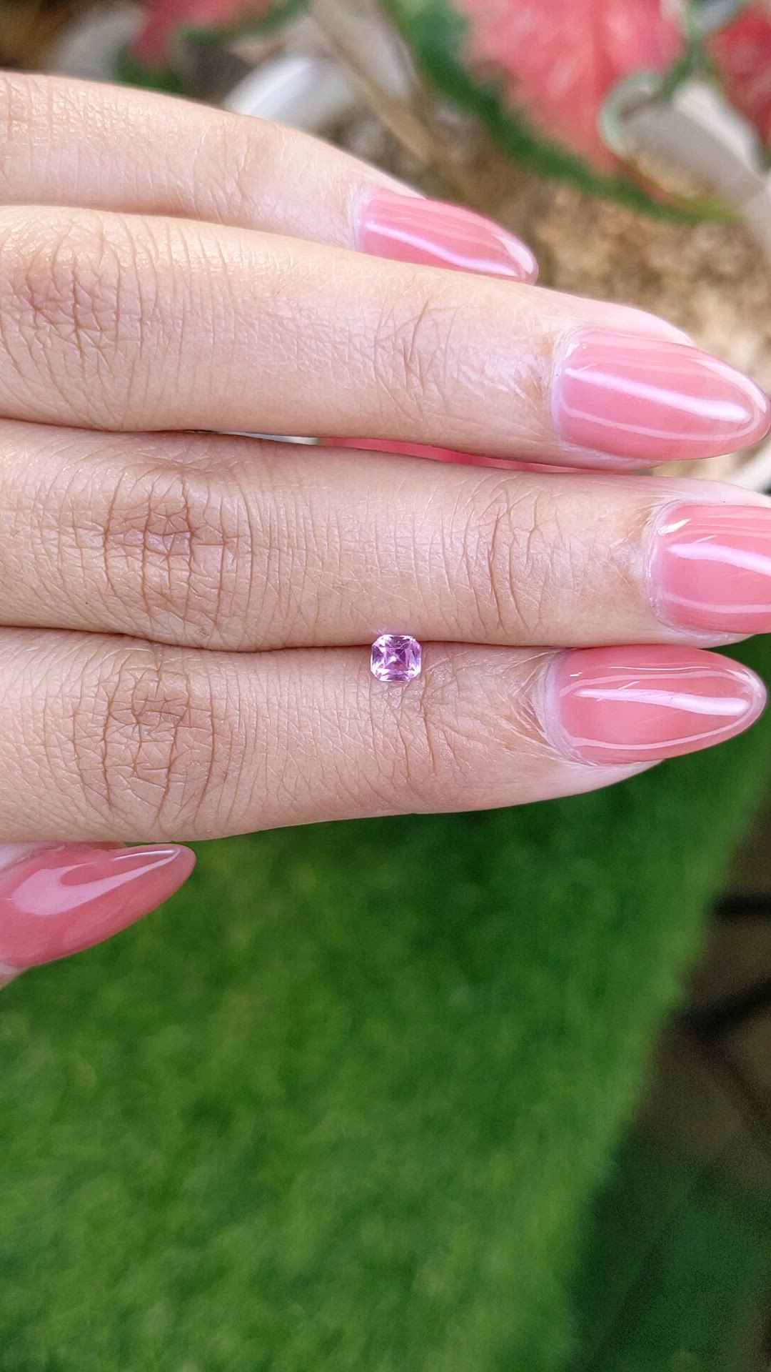 0.30 Ct. Pink Sapphire from Ceylon (Sri Lanka) Size Video