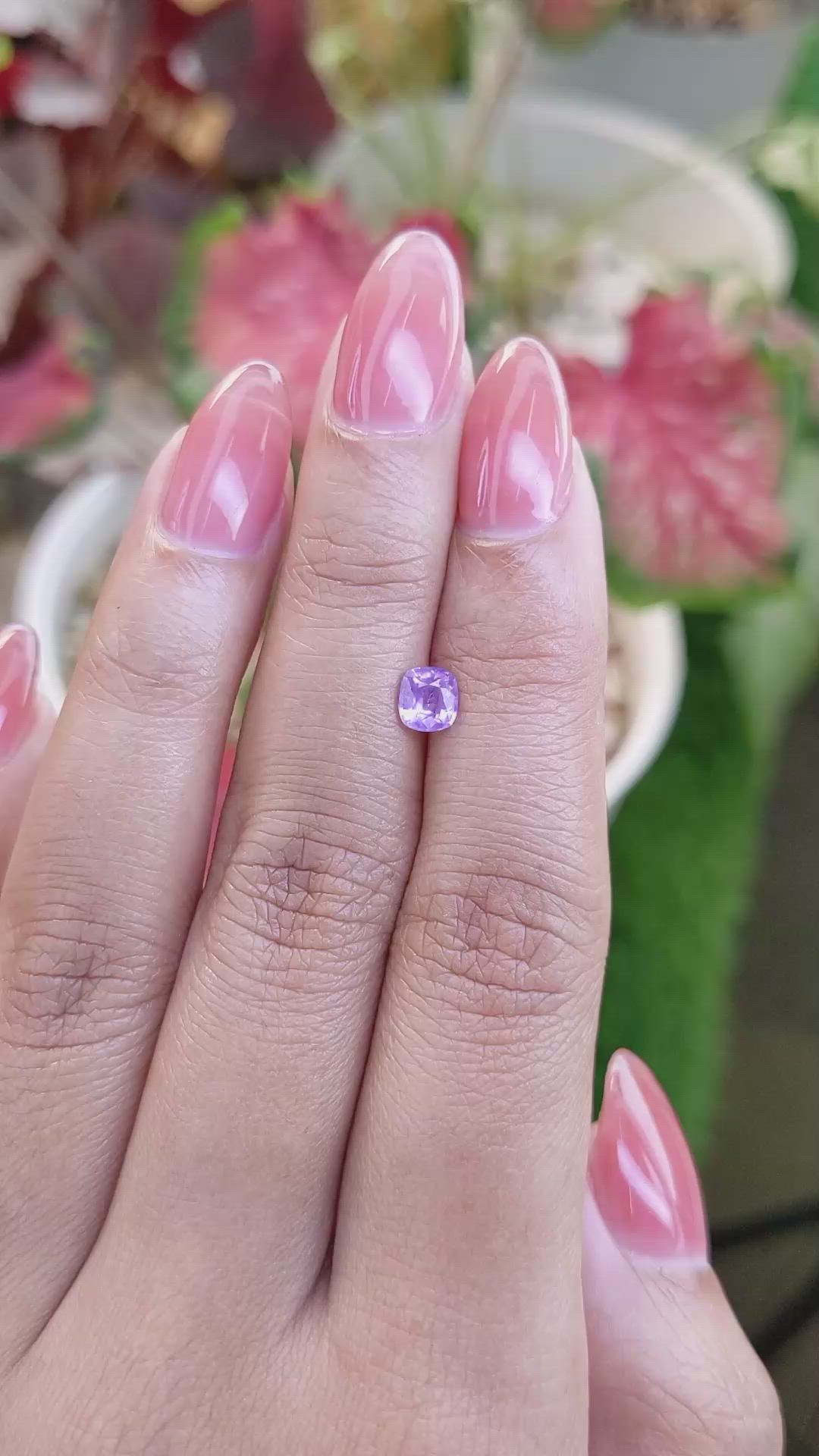 0.60 Ct. Pinkish Purple Sapphire from Ceylon (Sri Lanka) Size Video