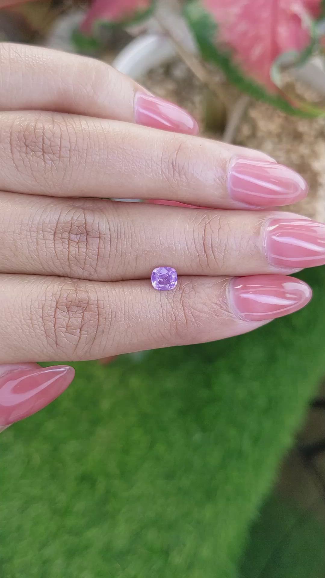 0.60 Ct. Pinkish Purple Sapphire from Ceylon (Sri Lanka) Size Video