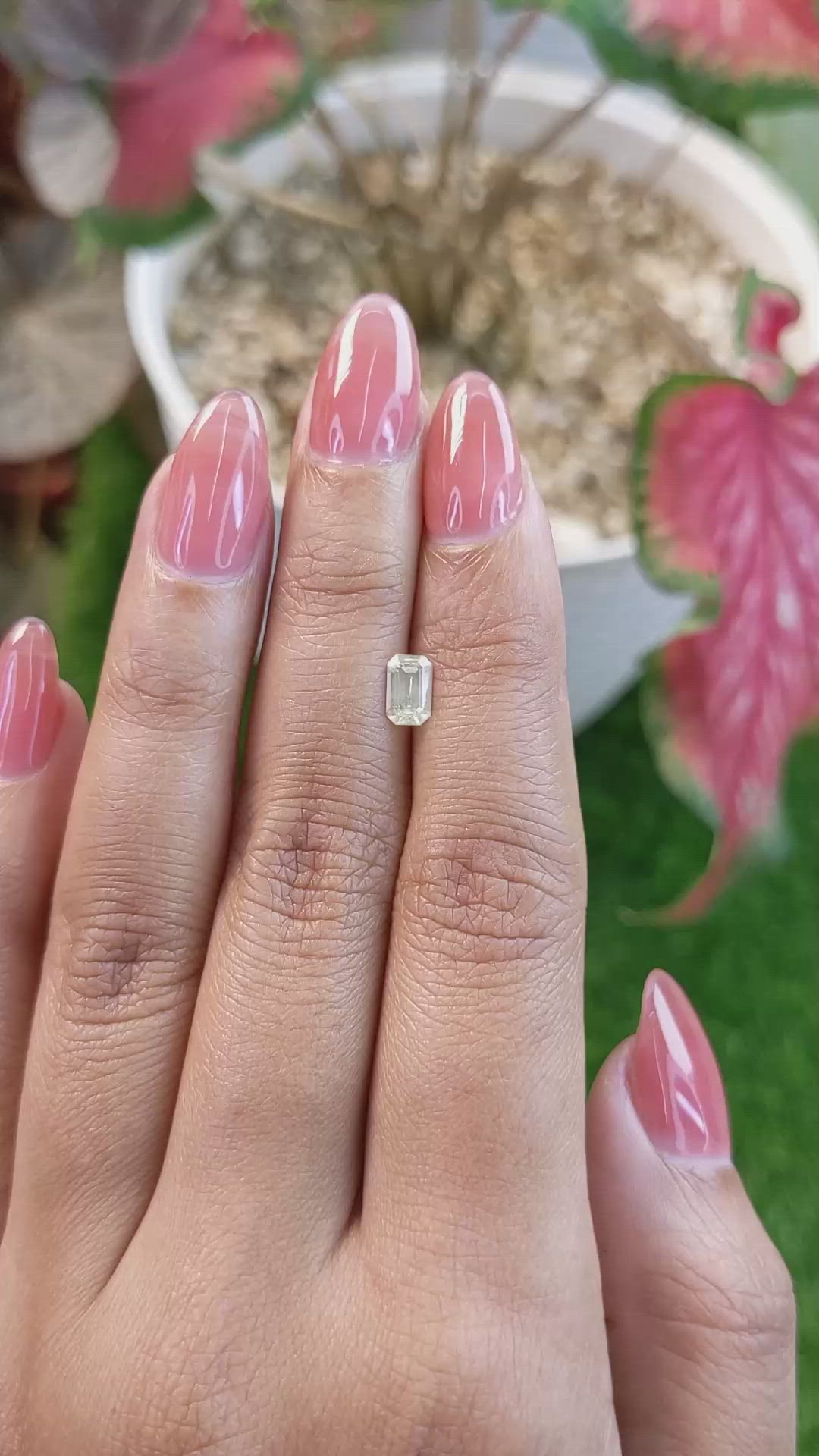 0.72 Ct. Yellow Sapphire from Ceylon (Sri Lanka) Size Video