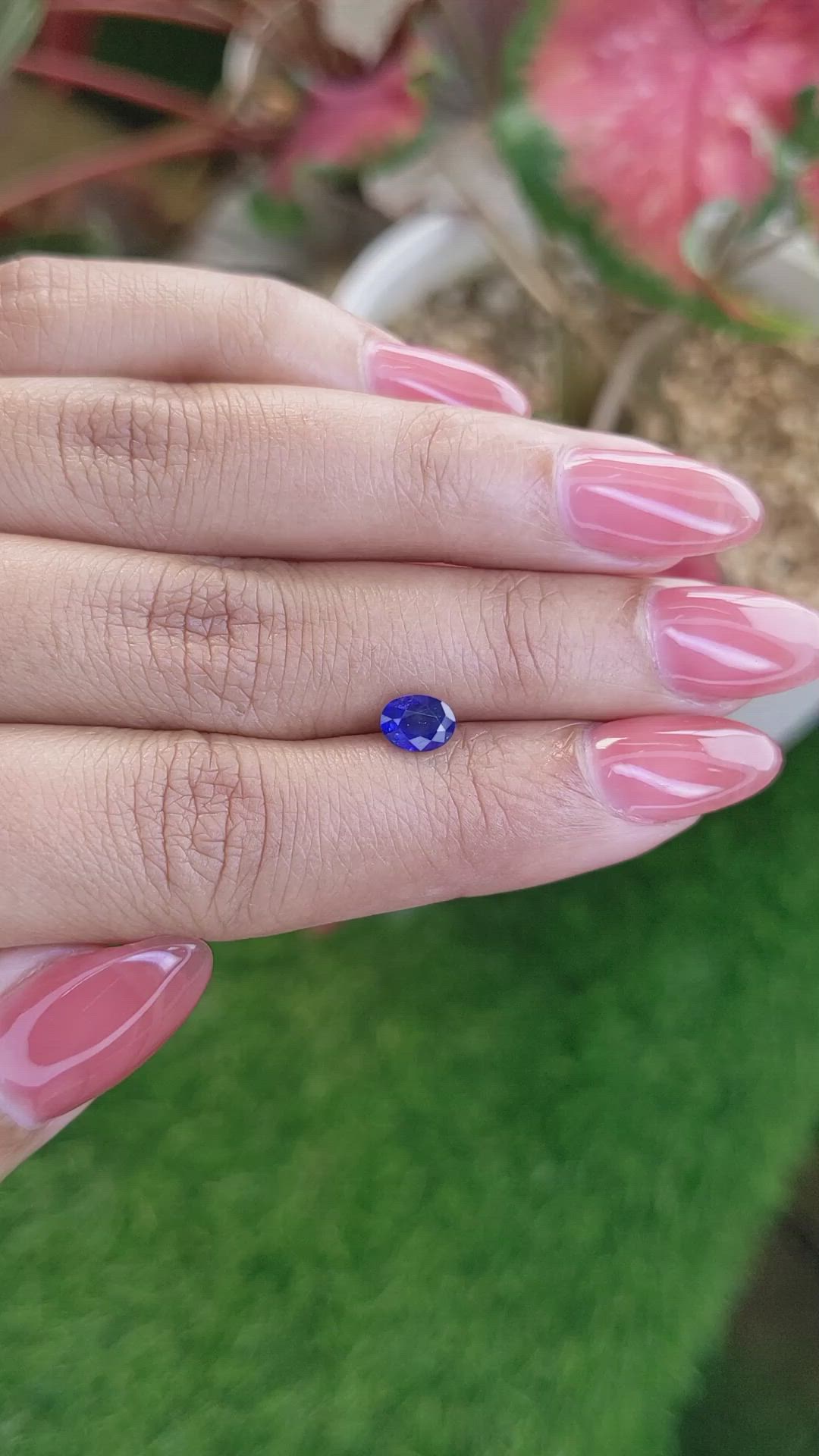 0.82 Ct. Blue Sapphire from Ceylon (Sri Lanka) Size Video