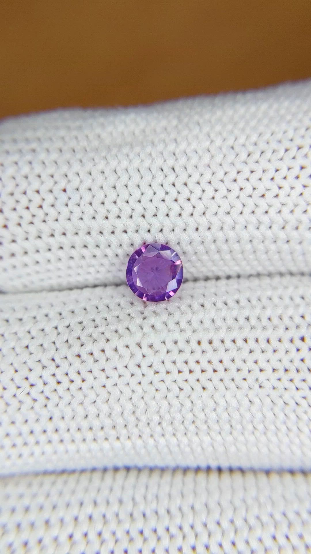 0.52 Ct. Pinkish Purple Sapphire from Ceylon (Sri Lanka) Size Video