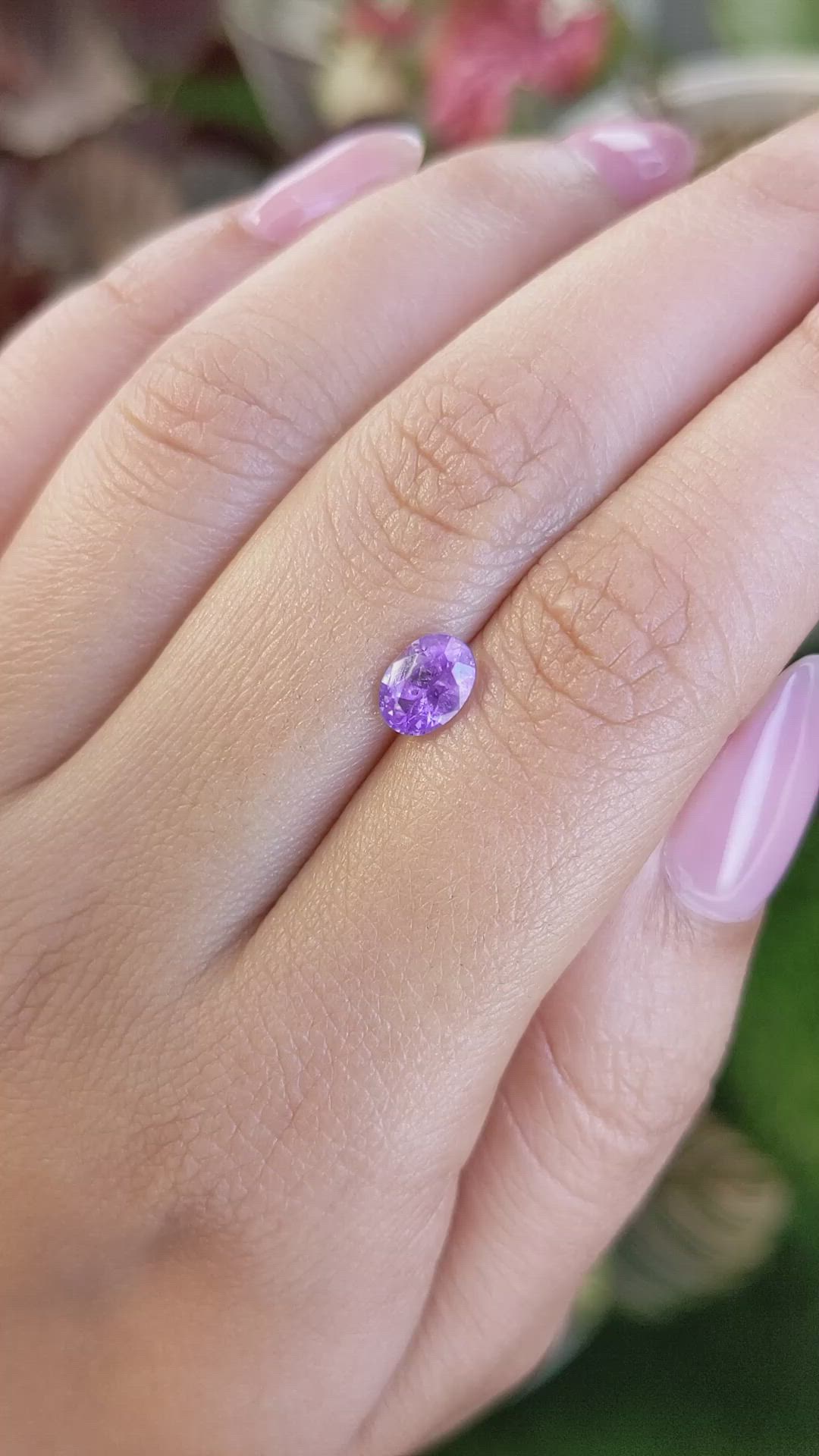 1.03 Ct. Pinkish Purple Sapphire from Ceylon (Sri Lanka) Size Video