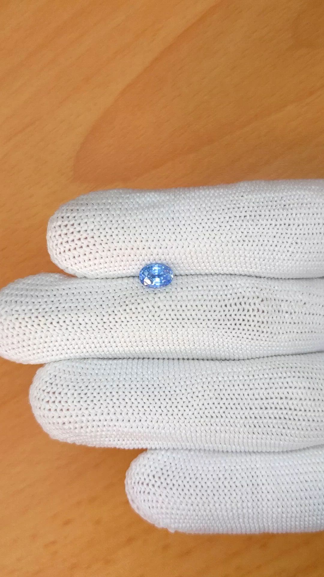 0.75 Ct. Blue Sapphire from Ceylon (Sri Lanka) Size Video