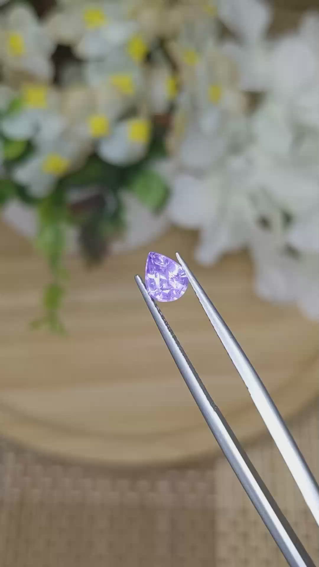 0.90 Ct. Pinkish Purple Sapphire from Ceylon (Sri Lanka) Size Video
