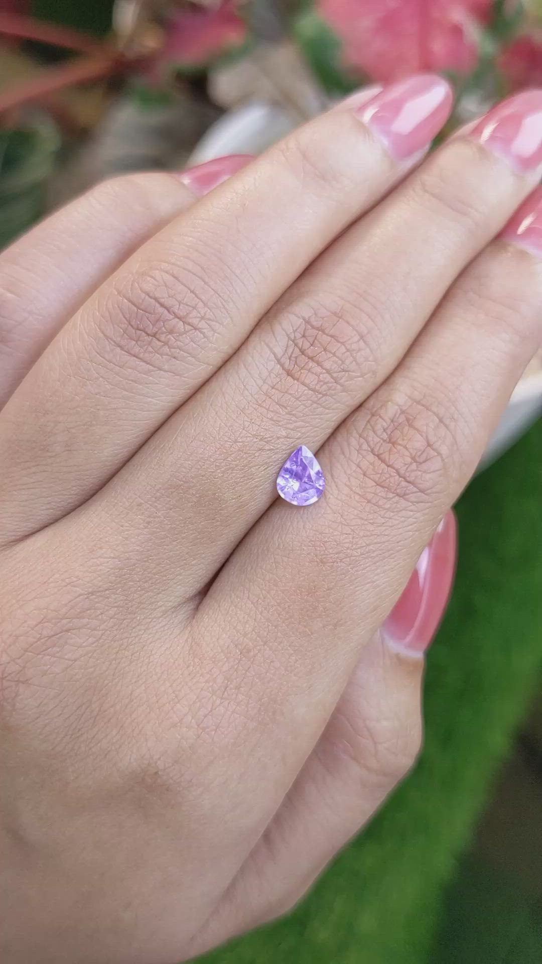 0.90 Ct. Pinkish Purple Sapphire from Ceylon (Sri Lanka) Size Video