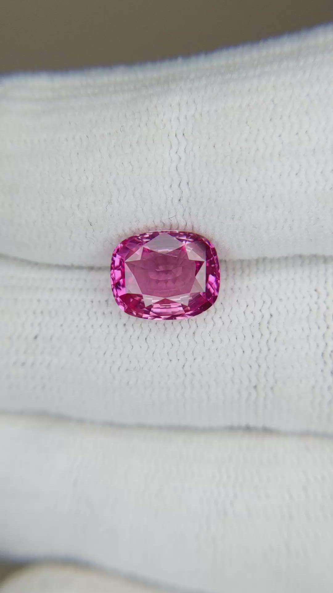 3.47 Ct. Pink Sapphire from Ceylon (Sri Lanka) Size Video