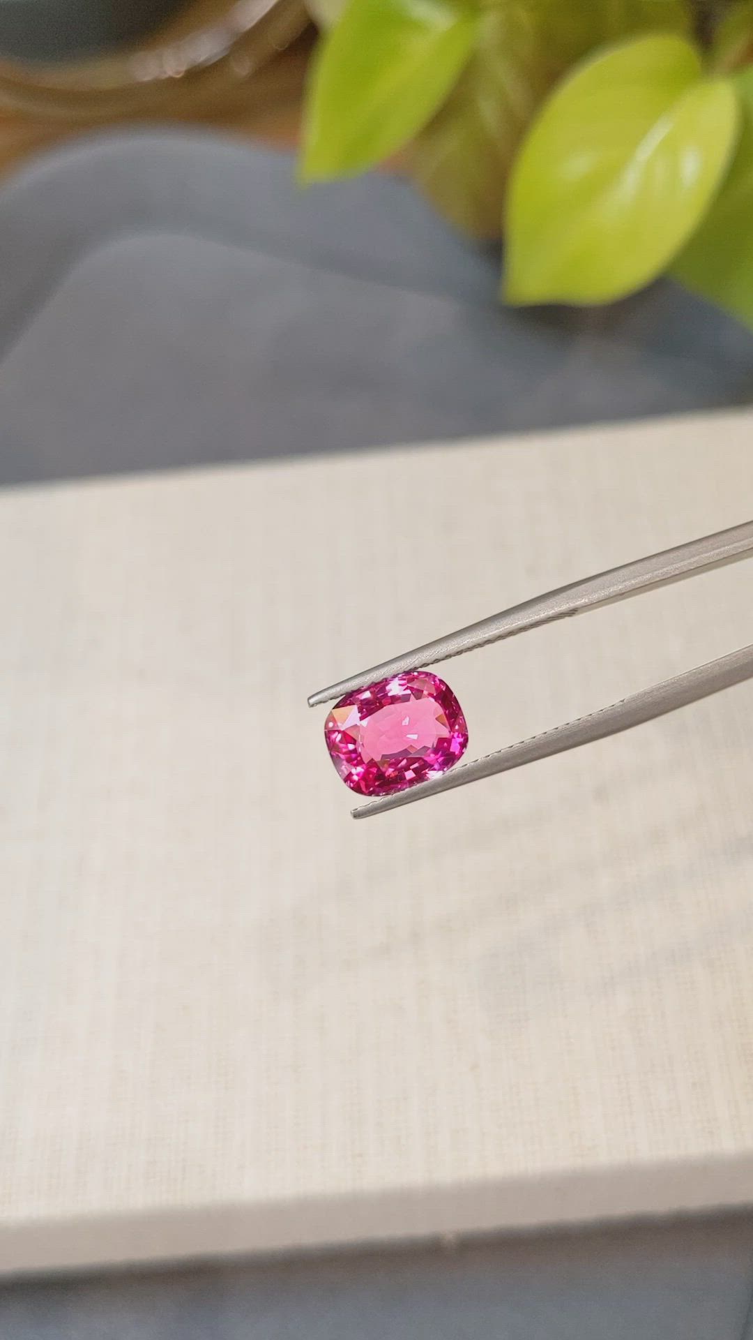 3.47 Ct. Pink Sapphire from Ceylon (Sri Lanka) Size Video