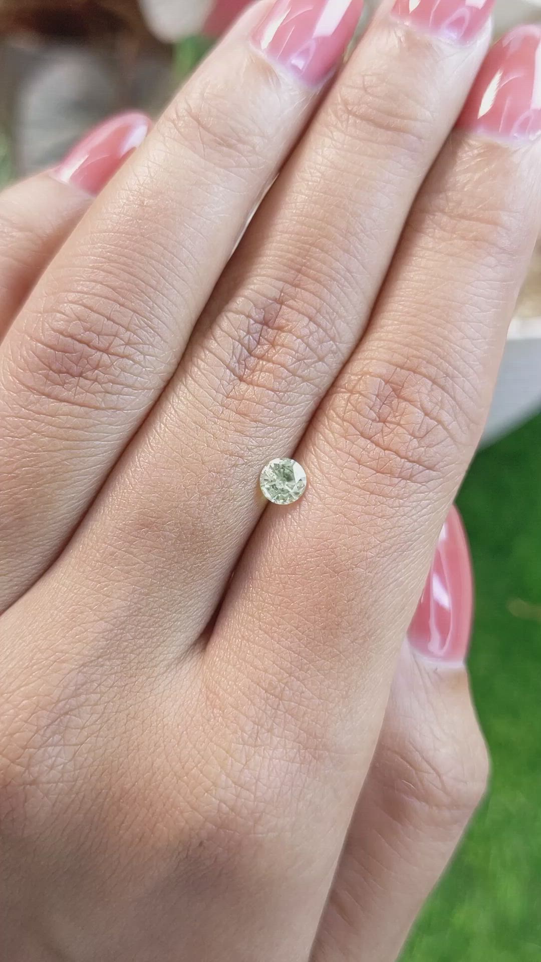0.44 Ct. Greenish Yellow Sapphire from Ceylon (Sri Lanka) Size Video