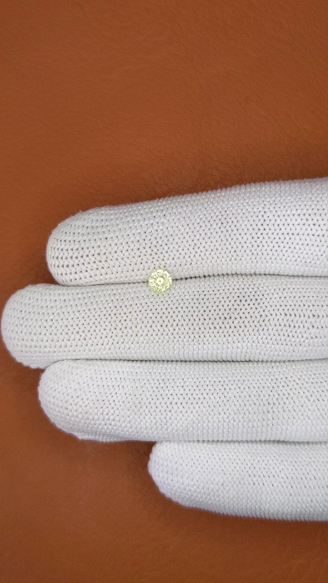 0.44 Ct. Greenish Yellow Sapphire from Ceylon (Sri Lanka) Size Video