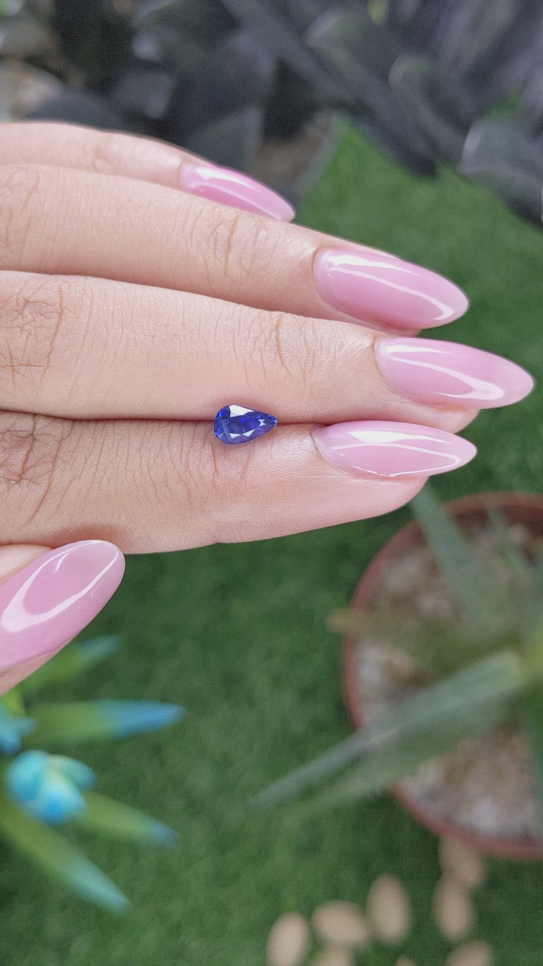 0.90 Ct. Purplish Blue Sapphire from Tanzania Size Video