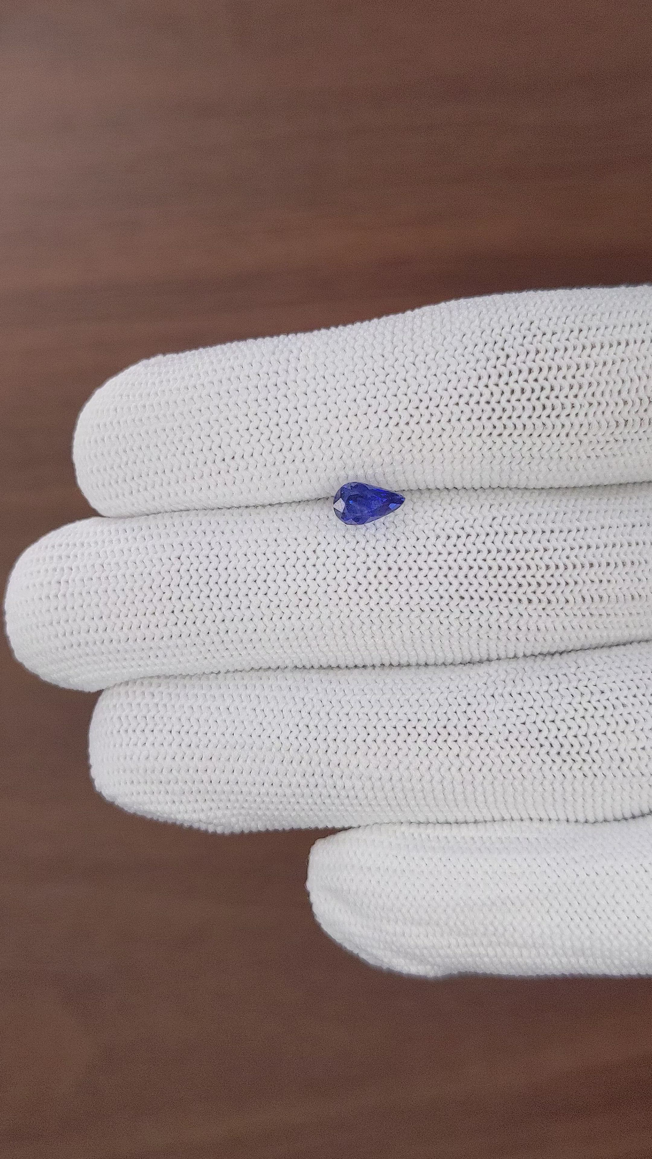 0.90 Ct. Purplish Blue Sapphire from Tanzania Size Video