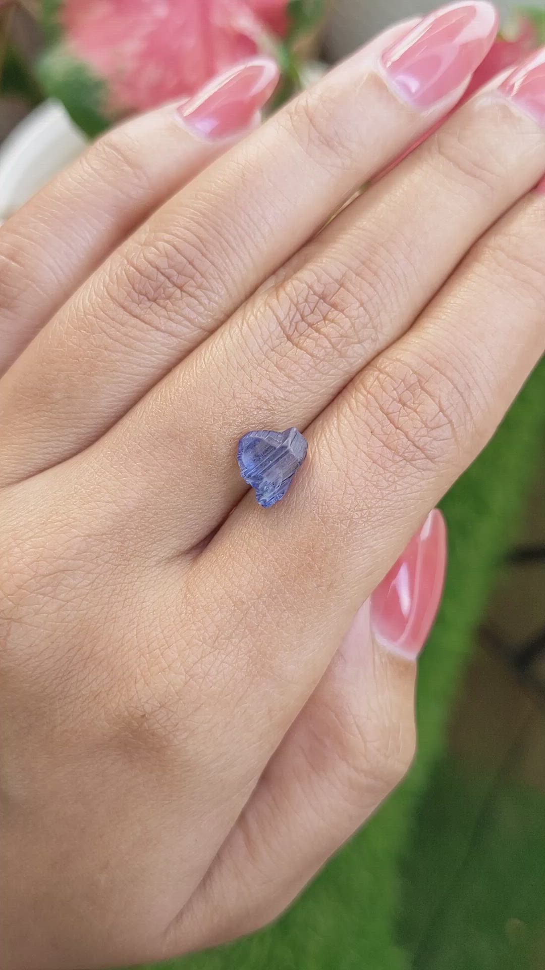 3.37 Ct. Blue Sapphire from Ceylon (Sri Lanka) Size Video