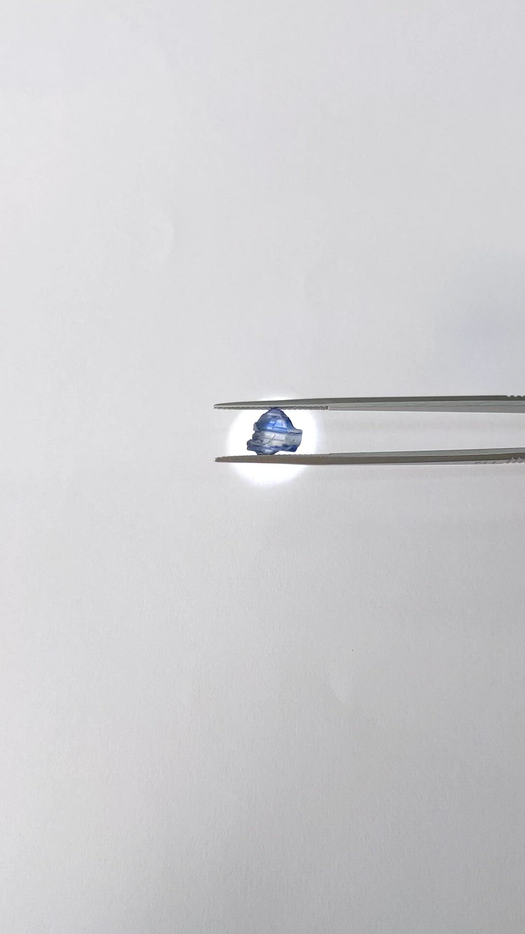 3.37 Ct. Blue Sapphire from Ceylon (Sri Lanka) Size Video