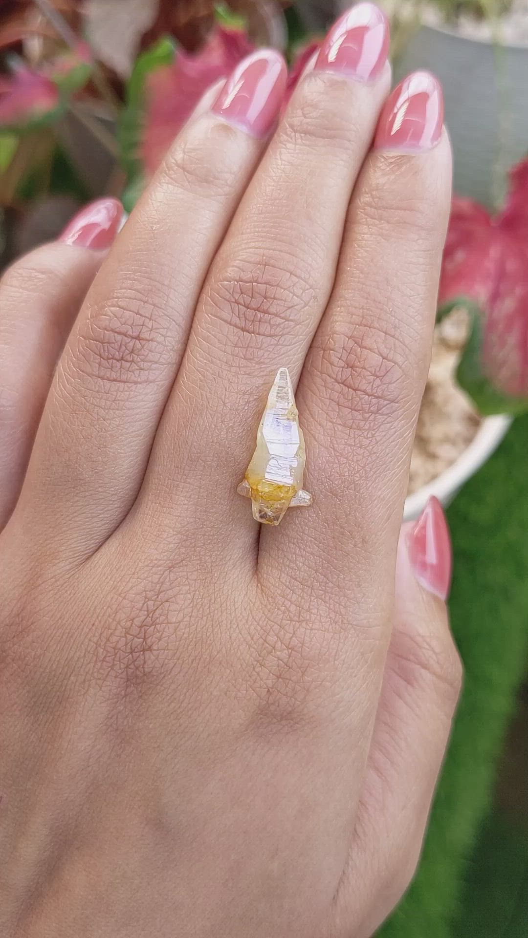 6.68 Ct. Yellow Sapphire Crystal from Ceylon (Sri Lanka) Size Video