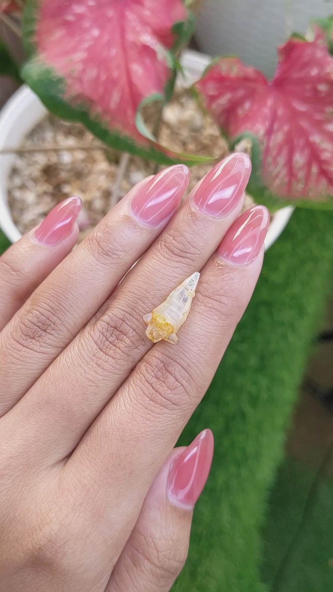6.68 Ct. Yellow Sapphire Crystal from Ceylon (Sri Lanka) Size Video