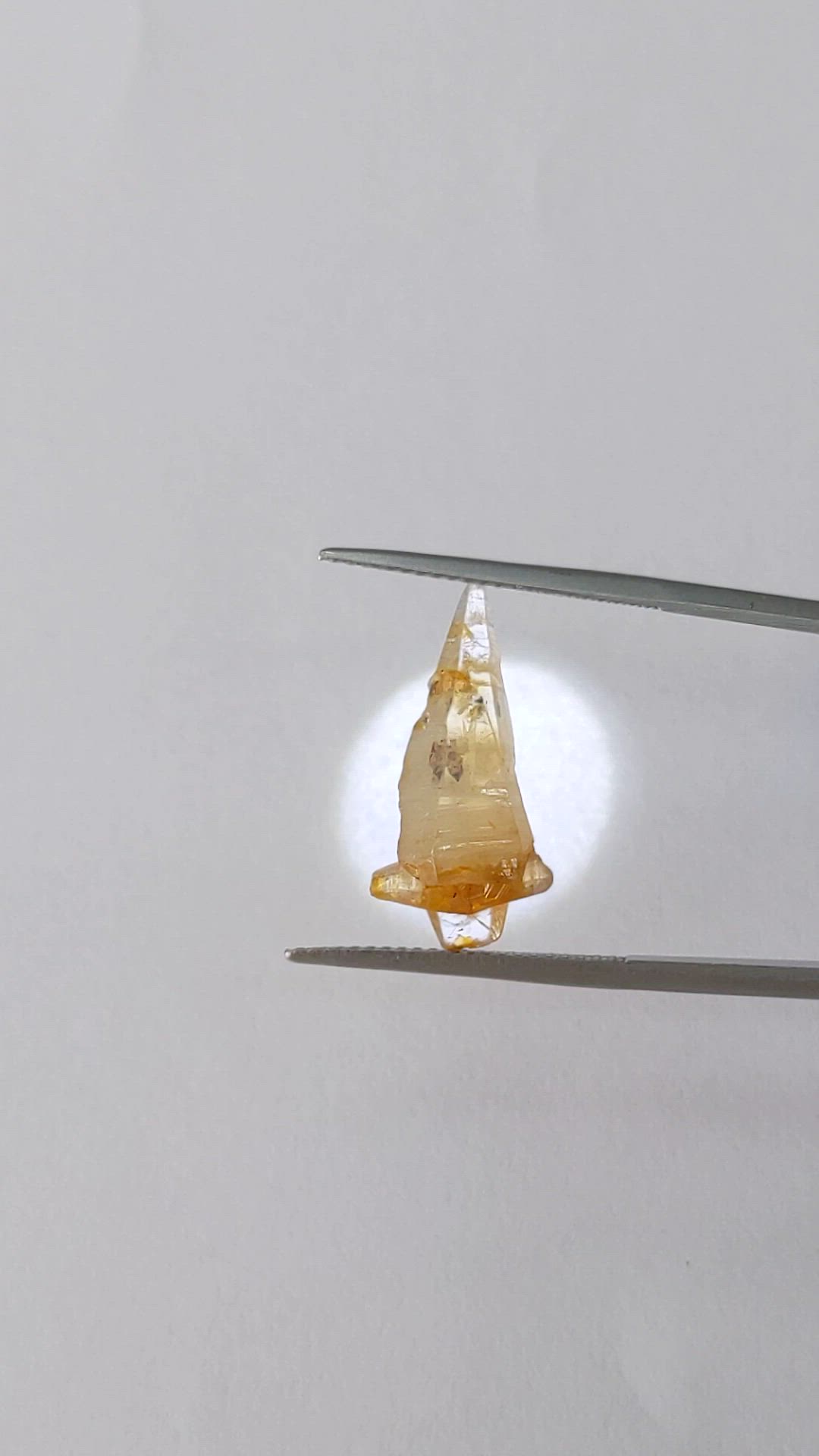 6.68 Ct. Yellow Sapphire Crystal from Ceylon (Sri Lanka) Size Video