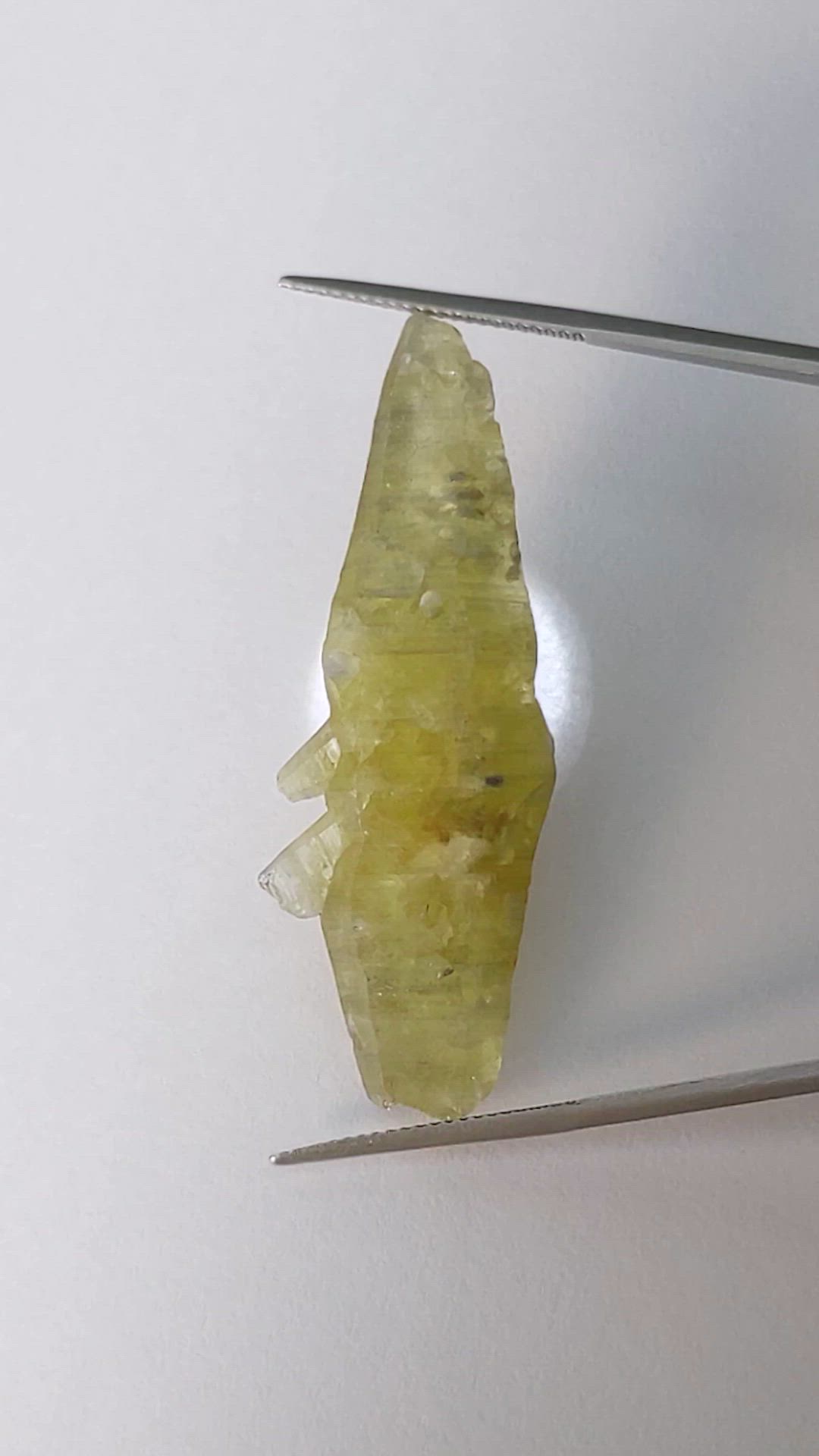 66.10 Ct. Greenish Yellow Sapphire Crystal from Ceylon (Sri Lanka) Size Video