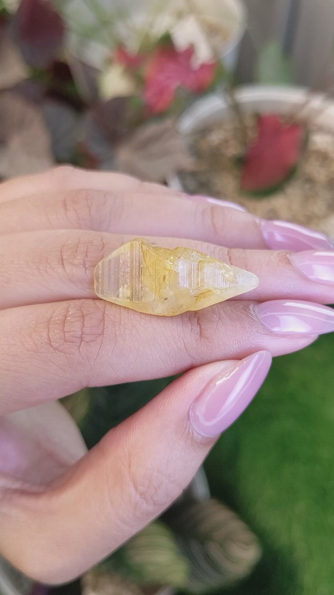 29.85 Ct. Yellow Sapphire from Ceylon (Sri Lanka) Size Video