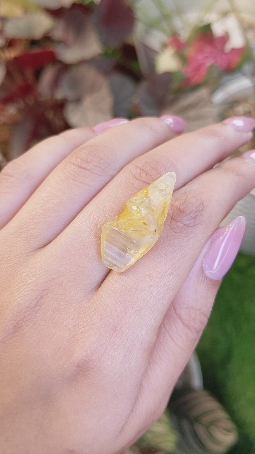29.85 Ct. Yellow Sapphire from Ceylon (Sri Lanka) Size Video