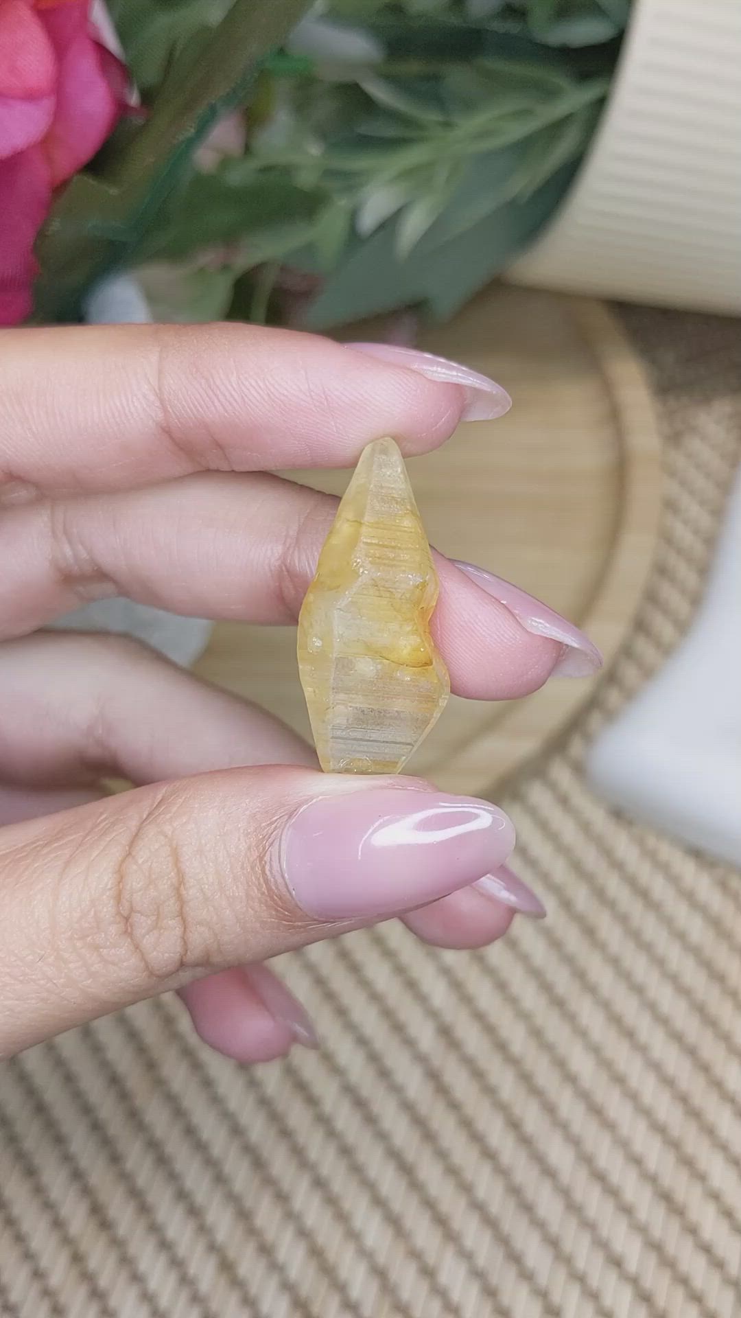 29.85 Ct. Yellow Sapphire from Ceylon (Sri Lanka) Size Video