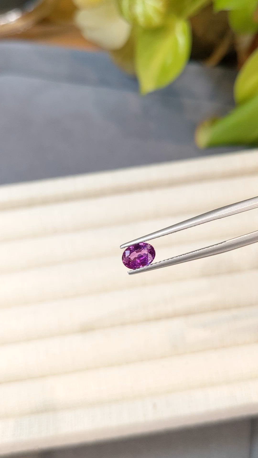 0.99 Ct. Pinkish Purple Sapphire from Ceylon (Sri Lanka) Size Video