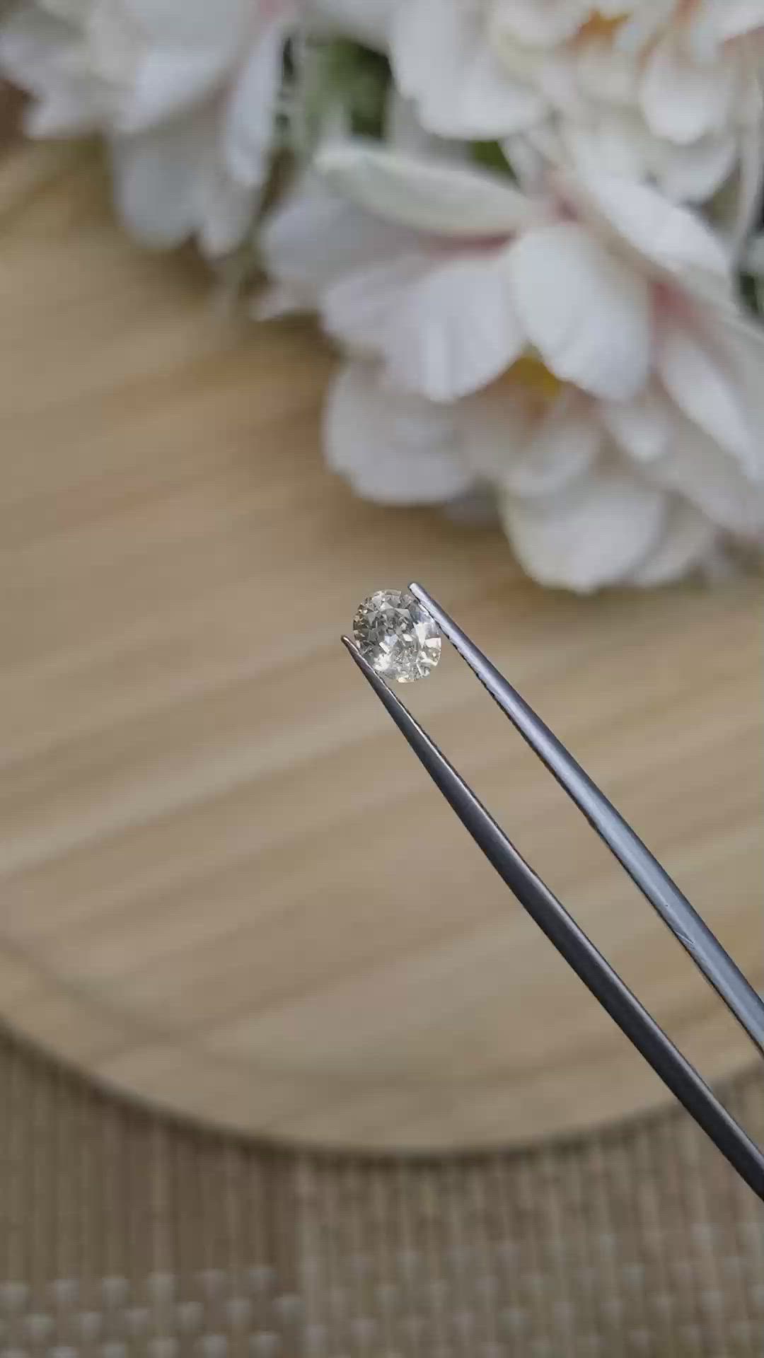 0.74 Ct. Yellow Sapphire from Ceylon (Sri Lanka) Size Video