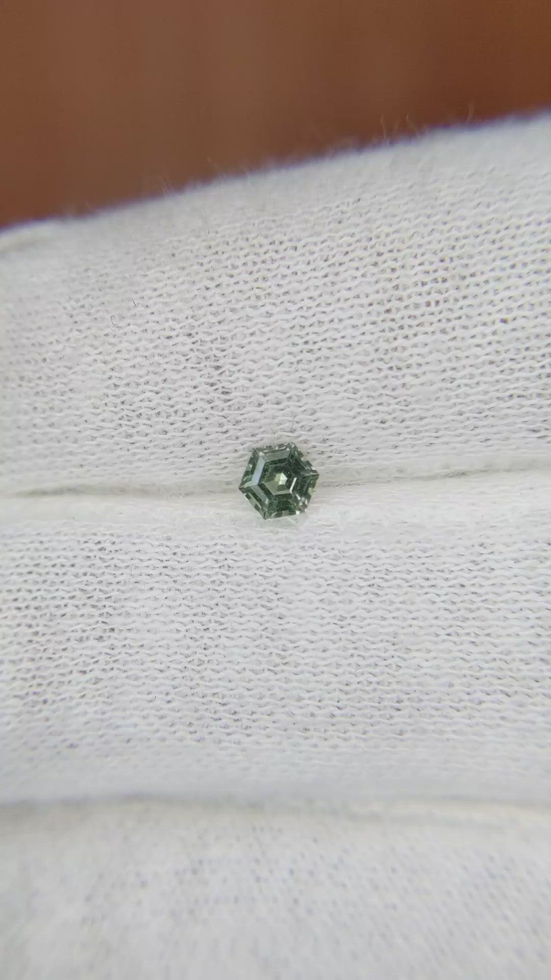 0.29 Ct. Green Sapphire from Ceylon (Sri Lanka) Size Video