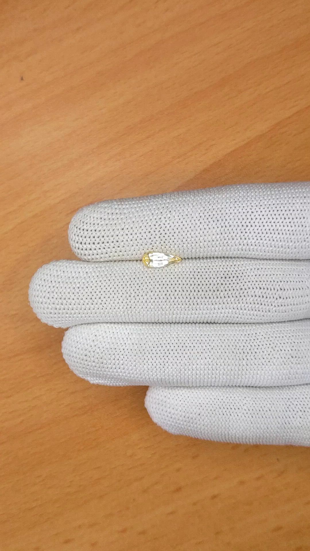 0.88 Ct. Yellow Sapphire from Ceylon (Sri Lanka) Size Video