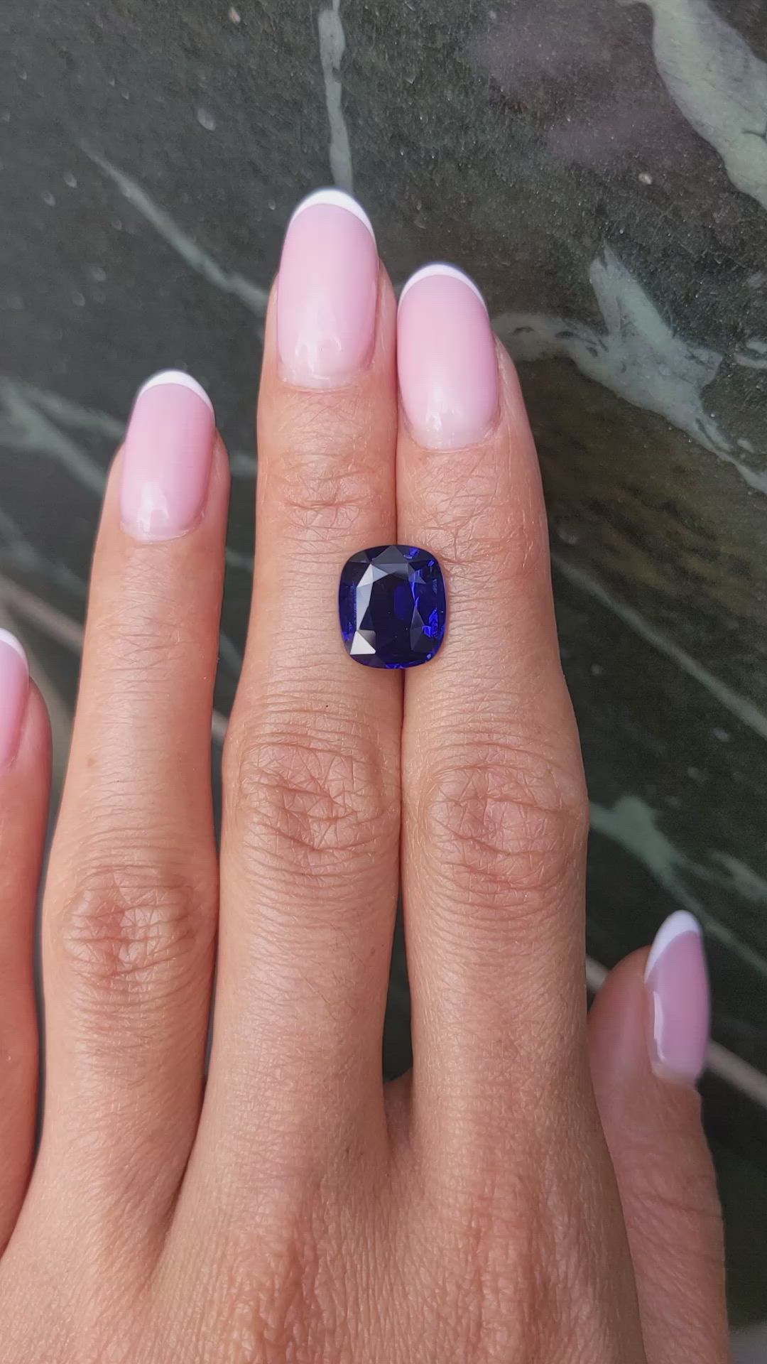 5.72 Ct. Blue Sapphire from Ceylon (Sri Lanka) Size Video