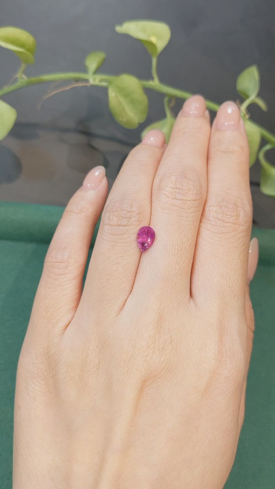 1.38 Ct. Purplish Pink Sapphire from Ceylon (Sri Lanka) Size Video