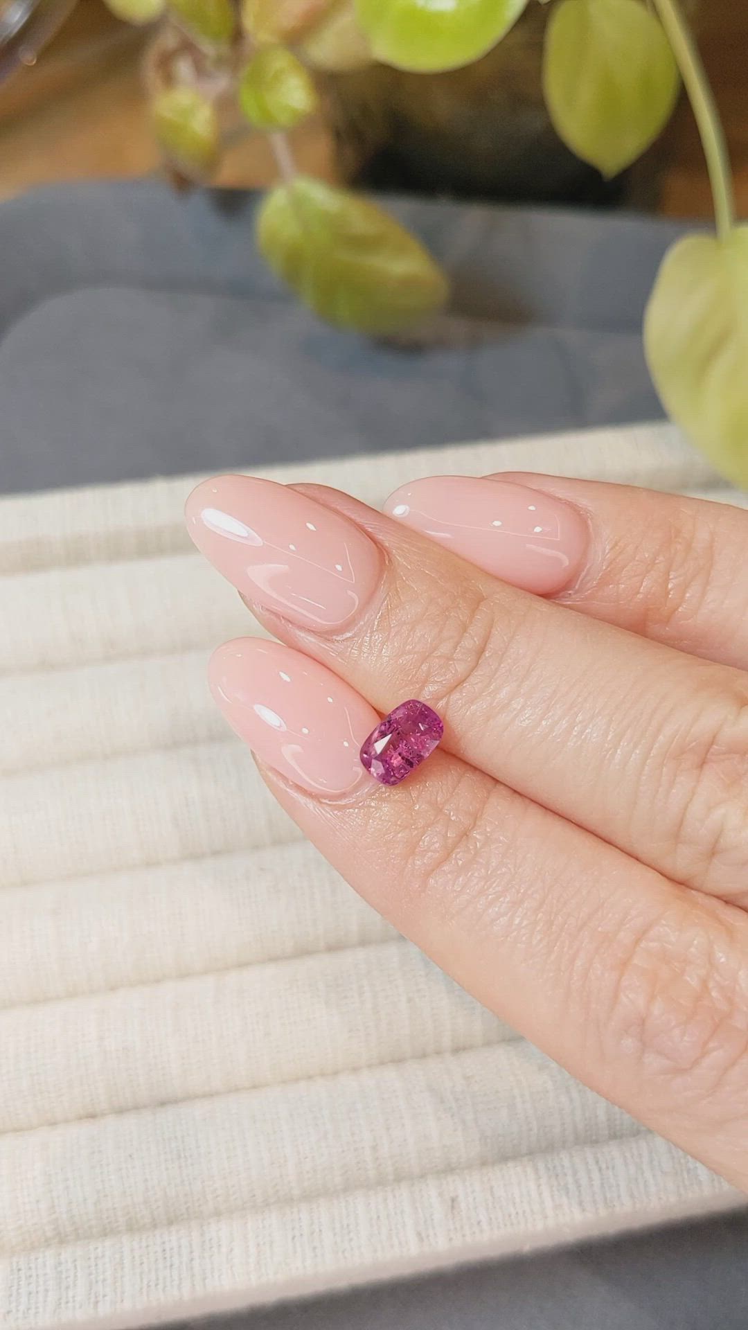 1.14 Ct. Purplish Pink Sapphire from Ceylon (Sri Lanka) Size Video