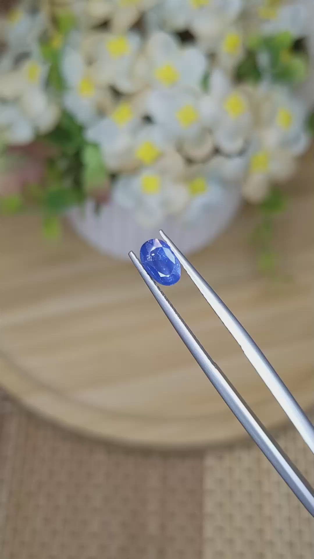 0.79 Ct. Blue Sapphire from Ceylon (Sri Lanka) Size Video