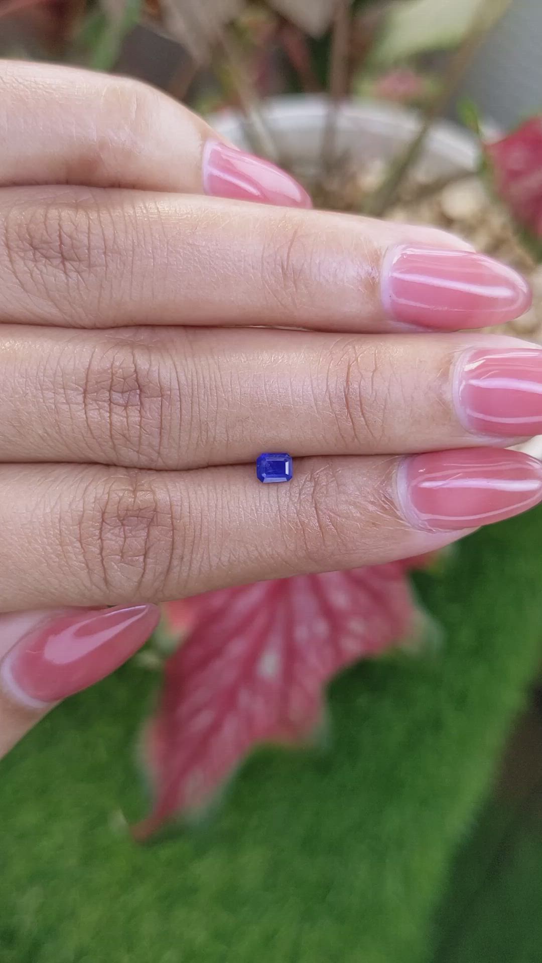 0.30 Ct. Blue Sapphire from Ceylon (Sri Lanka) Size Video