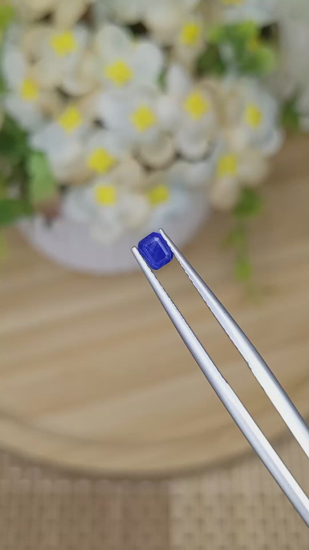 0.30 Ct. Blue Sapphire from Ceylon (Sri Lanka) Size Video