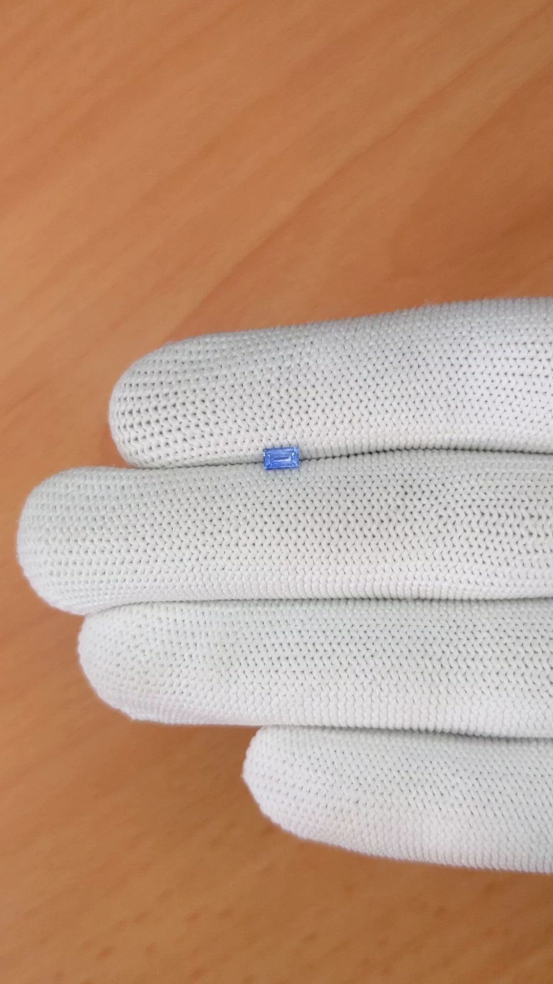 0.22 Ct. Blue Sapphire from Ceylon (Sri Lanka) Size Video