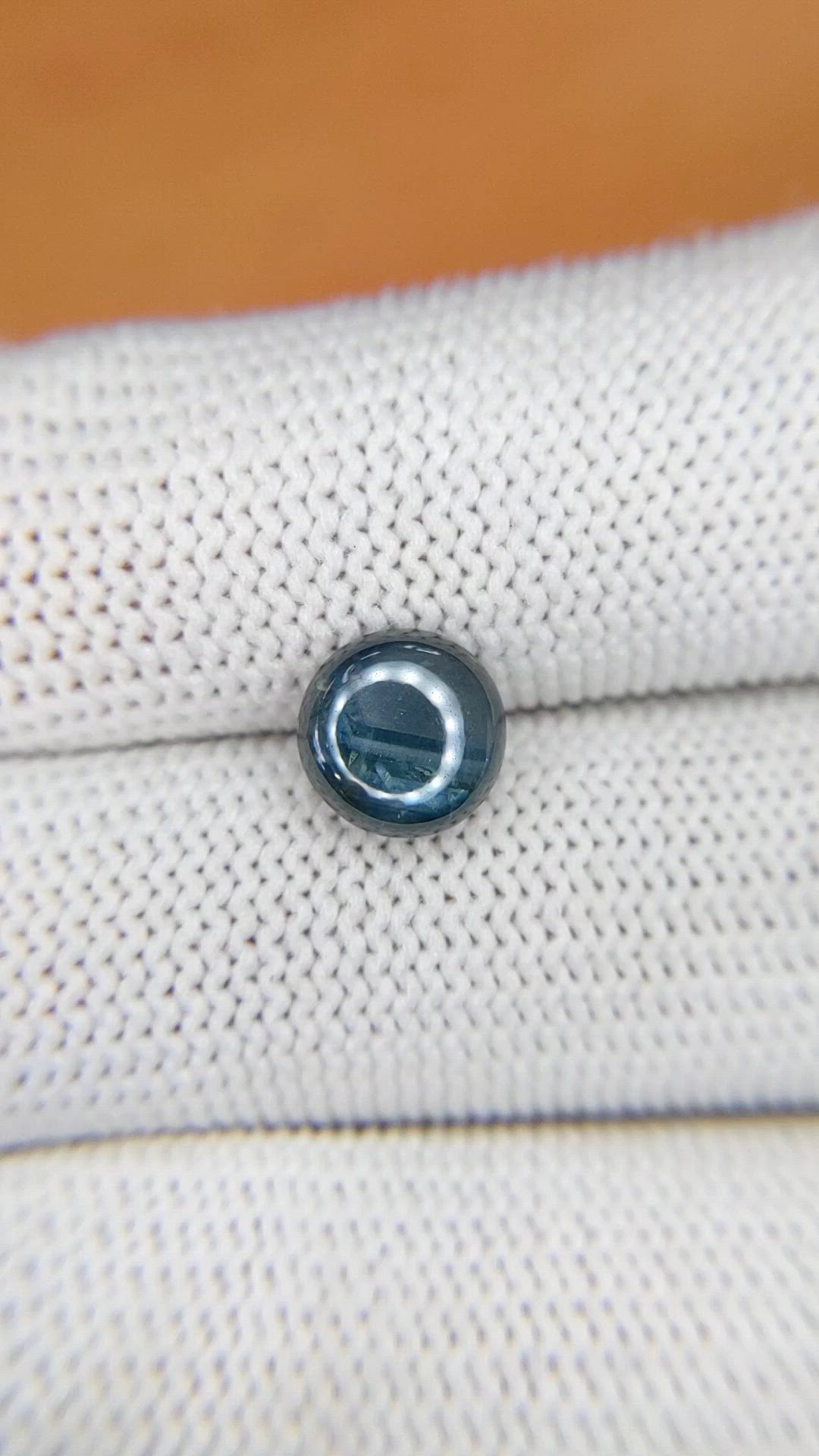 2.67 Ct. Greenish Blue Star Sapphire from Ceylon (Sri Lanka) Size Video
