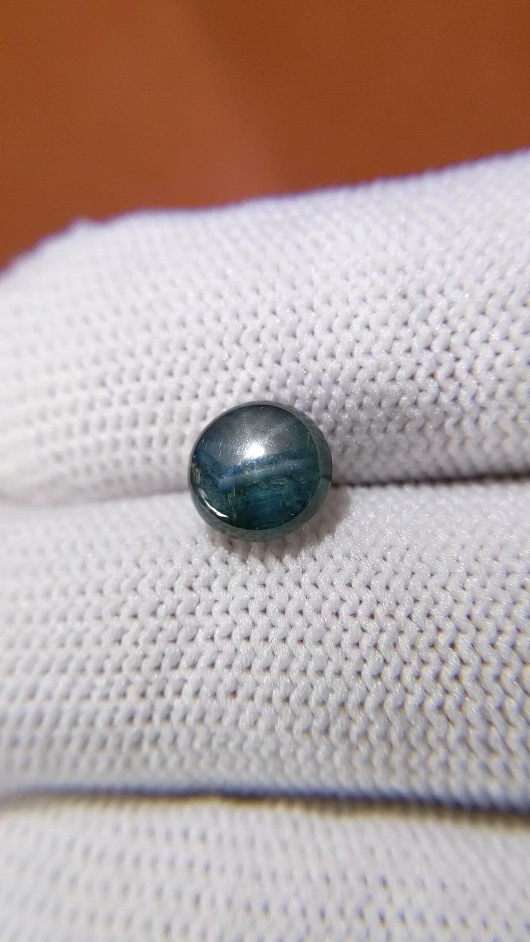 2.67 Ct. Greenish Blue Star Sapphire from Ceylon (Sri Lanka) Size Video