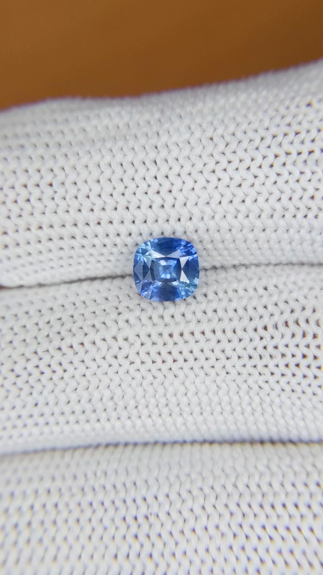 1.13 Ct. Blue Sapphire from Ceylon (Sri Lanka) Size Video
