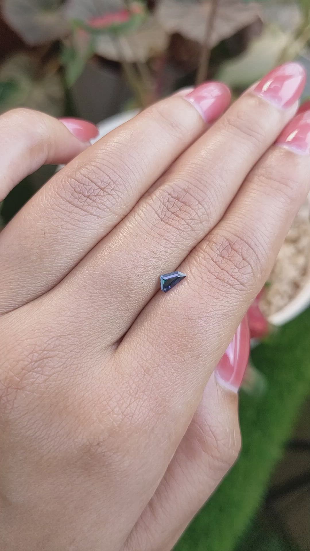 0.40 Ct. Greenish Blue Sapphire from Ceylon (Sri Lanka) Size Video