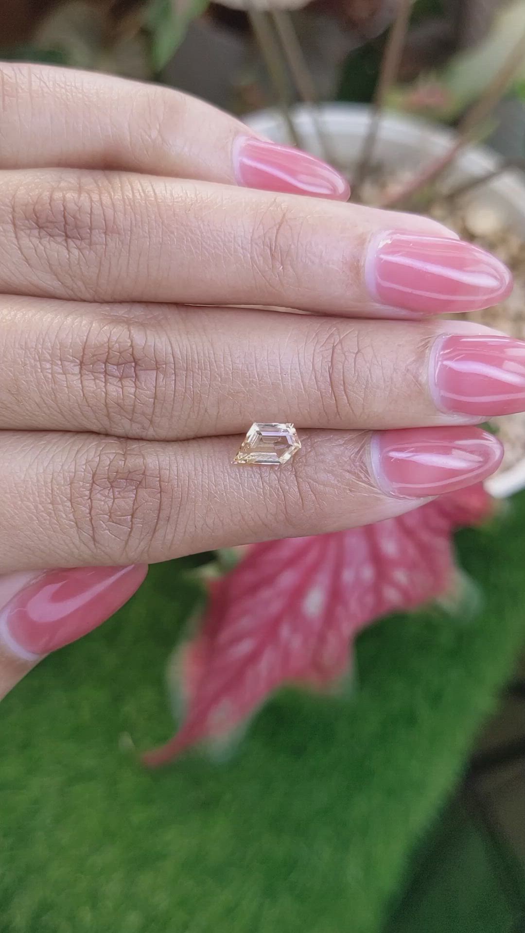 1.10 Ct. Peach Sapphire from Ceylon (Sri Lanka) Size Video