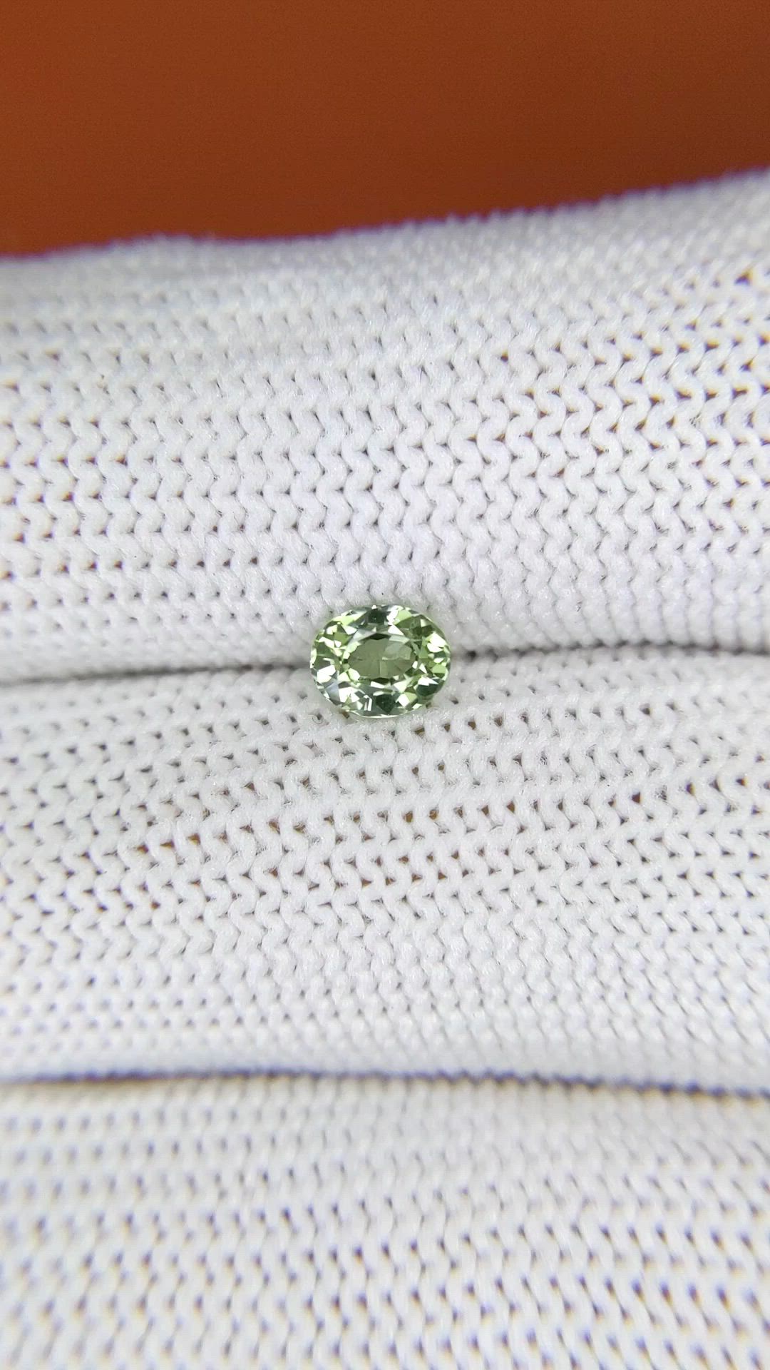 0.55 Ct. Yellowish Green Sapphire from Ceylon (Sri Lanka) Size Video
