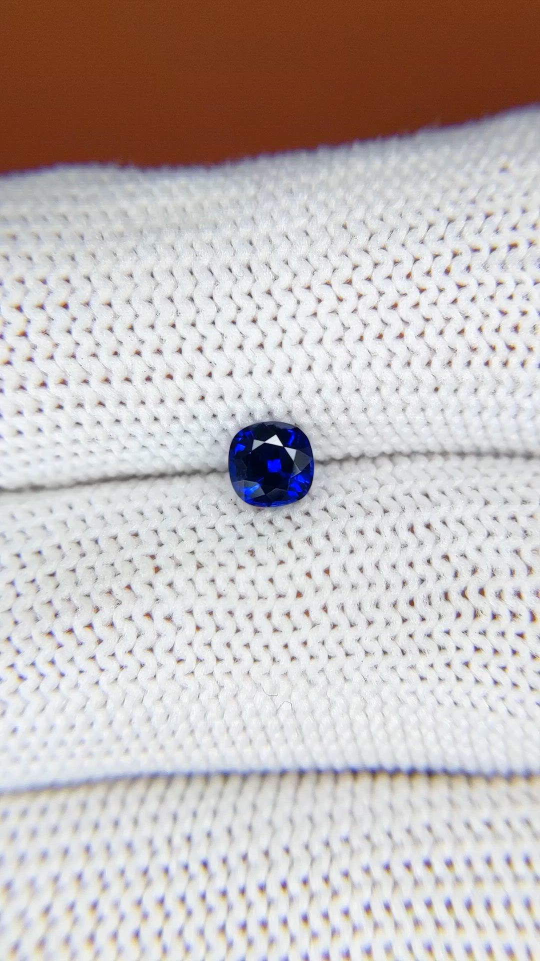 0.53 Ct. Blue Sapphire from Ceylon (Sri Lanka) Size Video
