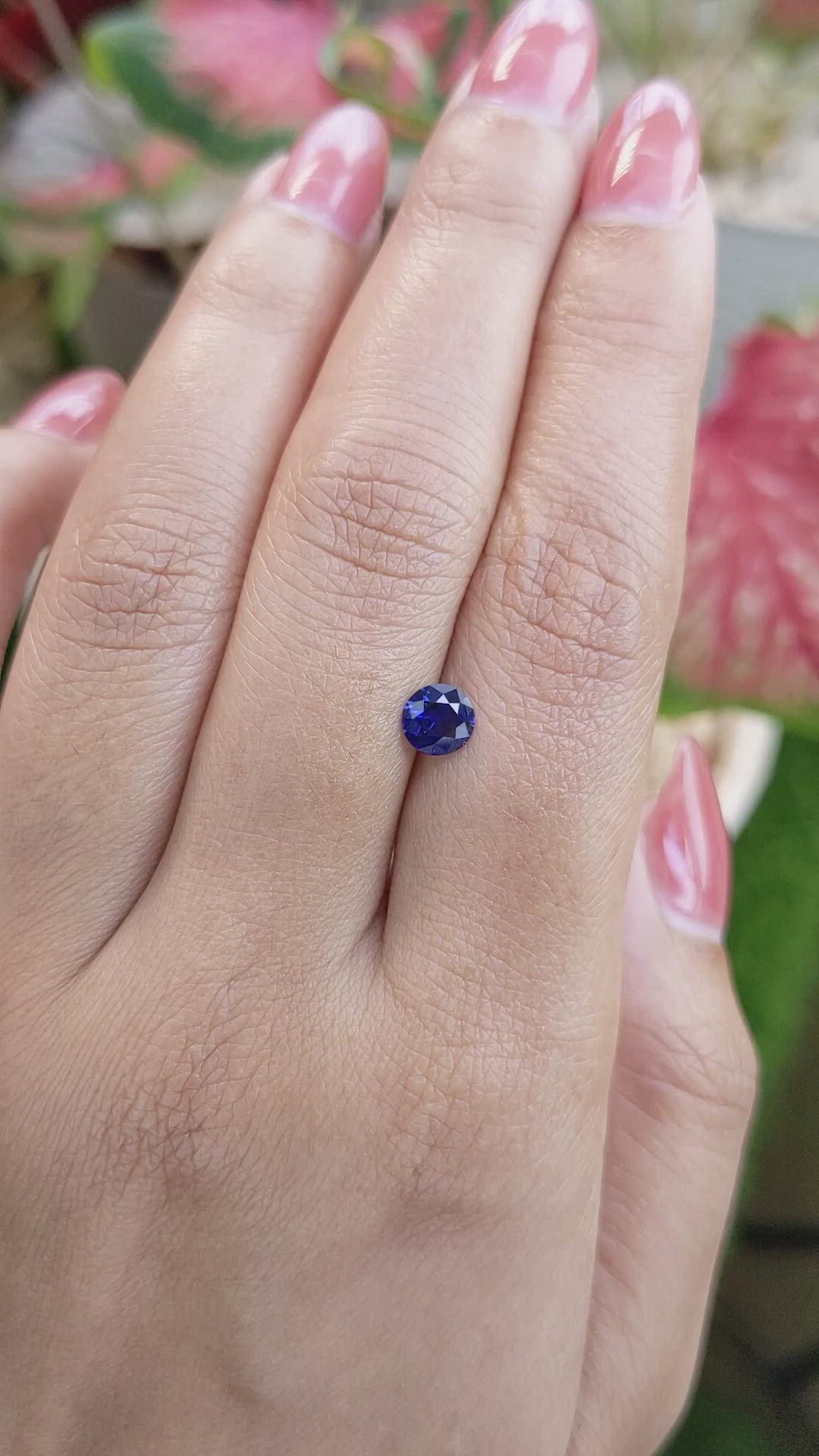 0.70 Ct. Blue Sapphire from Ceylon (Sri Lanka) Size Video