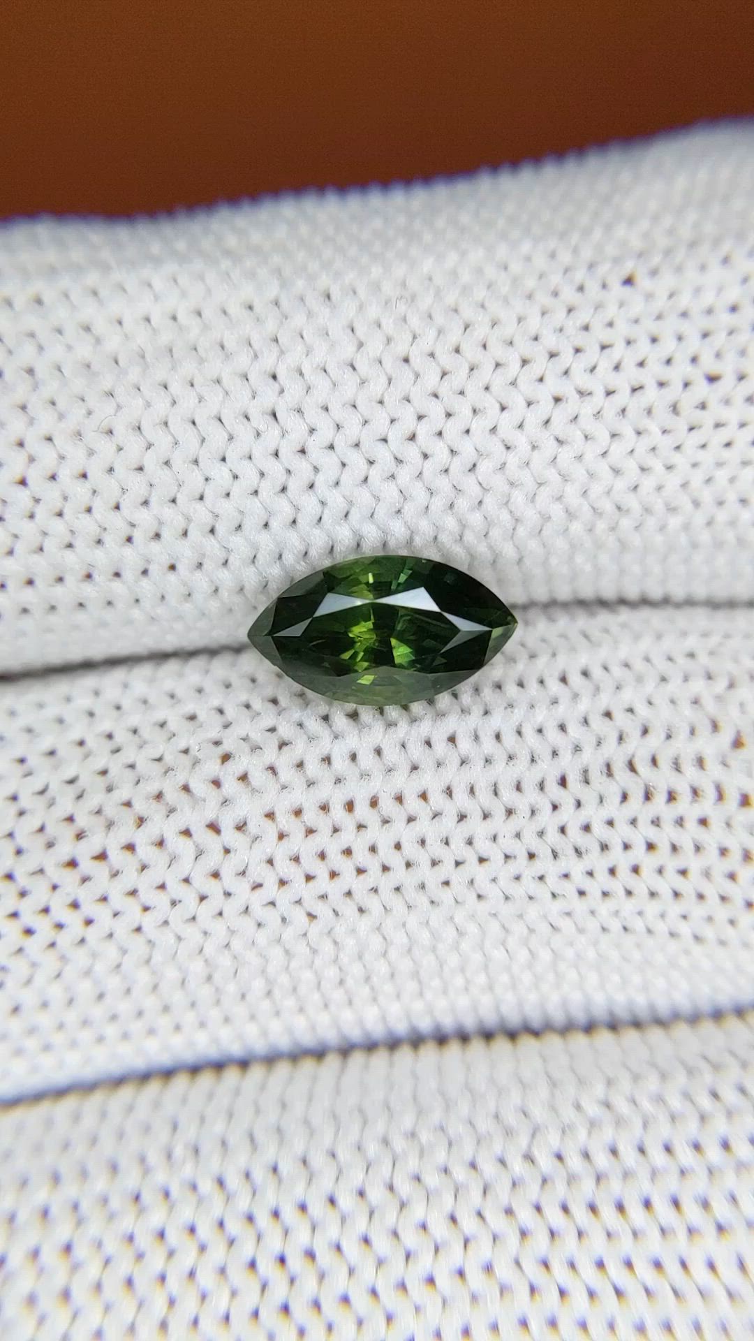 2.21 Ct. Green Sapphire from Ceylon (Sri Lanka) Size Video