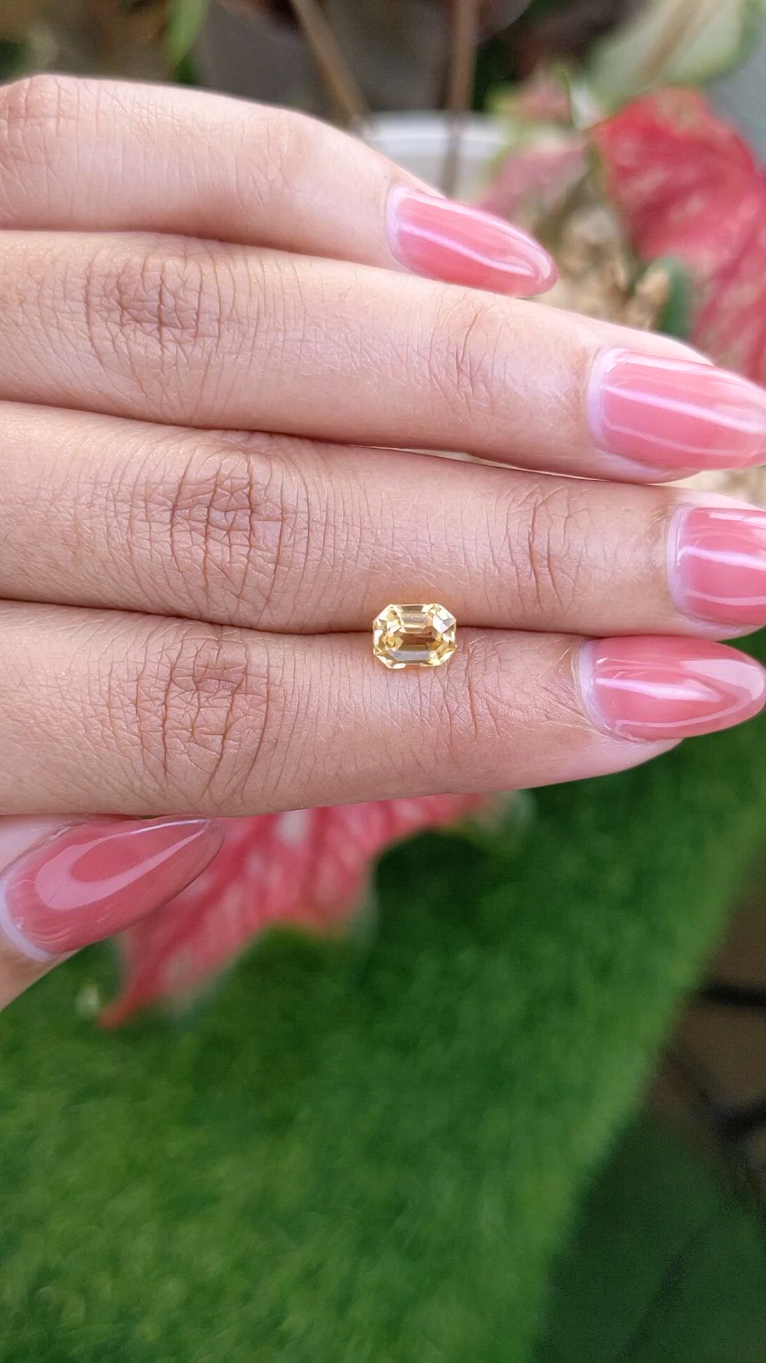 1.64 Ct. Yellow Sapphire from Ceylon (Sri Lanka) Size Video